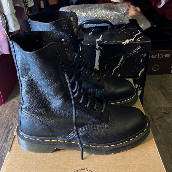 Dr.AirWair Martens “Virginia” boot black size 39 - Picture 3 of 5